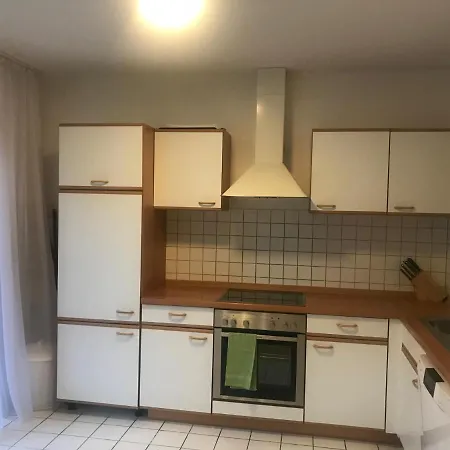 In Walldorf - Pretty And Central - With Big Balcony Apartamento